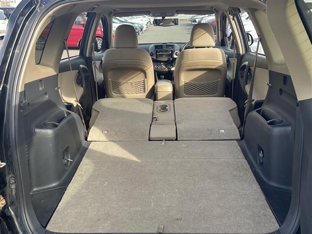 ヴァンガード ２４０Ｓ　サンルーフ　社外オーディオ　ＣＤ再生　ＥＴＣ　クルーズコントロール　スマートキー　プッシュスタート　純正ＨＩＤヘッドライト　純正フロアマット　社外２０インチアルミホイール（24枚目）