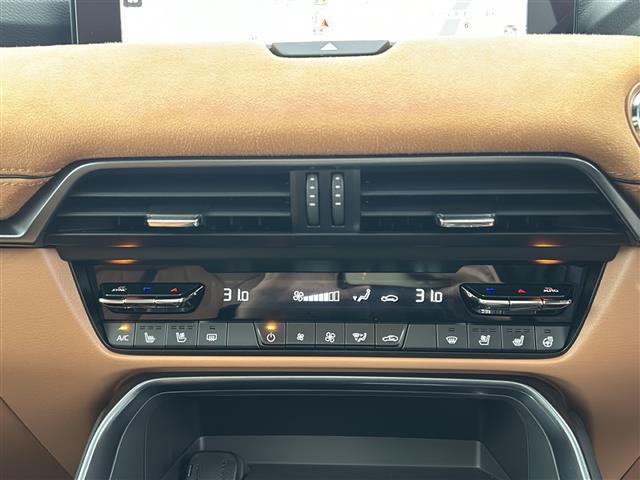 ＣＸ－６０ ＸＤ－ハイブリッド　プレミアムスポーツ　革シート　サンルーフ　純正１２インチナビ　フルセグＴＶ　ＤＶＤ再生　Ｂｌｕｅｔｏｏｔｈ　ＢＯＳＥ　全方位　前後ドラレコ　ＥＴＣ　前席Ｐシート　全席Ｓヒーター　前席エアシート　ステアリングヒーター（6枚目）