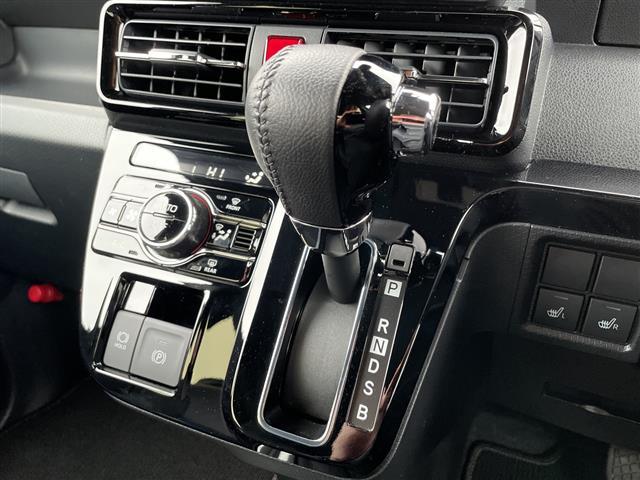 タント カスタムＲＳ　ナビなし　両側パワースライドドア　前席シートヒーター　電動パーキングブレーキ　前後コーナーセンサー　衝突軽減ブレーキ　スマートキー　プッシュスタート　純正ＬＥＤヘッドライト　純正１５インチＡＷ（4枚目）