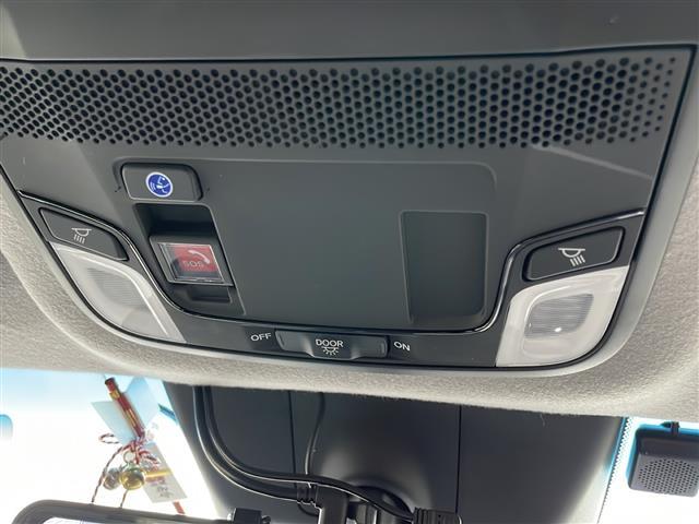 フィット ｅ：ＨＥＶホーム　純正９インチナビ　フルセグ　ＤＶＤ　Ｂｌｕｅｔｏｏｔｈ　前後ドラレコ　ＥＴＣ　Ｂカメ　ＡＣＣ　前後コーナーセンサー　レーンアシスト　ＣＭＢＳ　スマートキー　プッシュスタート　純正ＬＥＤヘッドライト（19枚目）