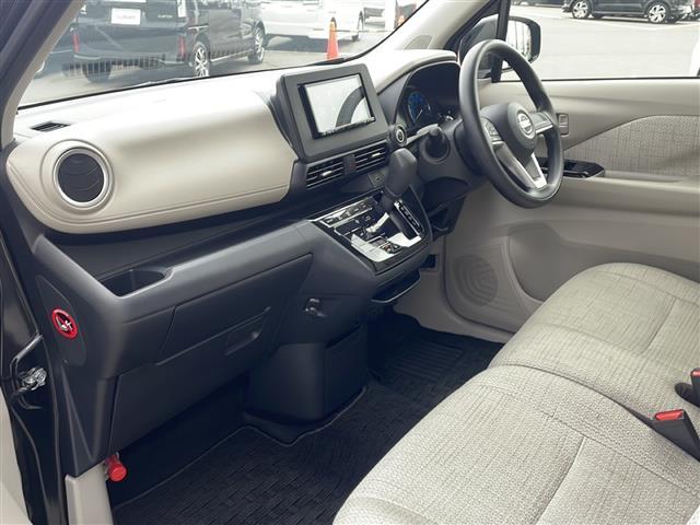 デイズ Ｘ　社外ＳＤナビ　フルセグ　ＤＶＤ　Ｂｌｕｅｔｏｏｔｈ　プロパイロット　バックカメラ　ＥＴＣ　シートヒーター　前後コーナーセンサー　衝突軽減ブレーキ　スマートキー　プッシュスタート　純正１４インチＡＷ（4枚目）