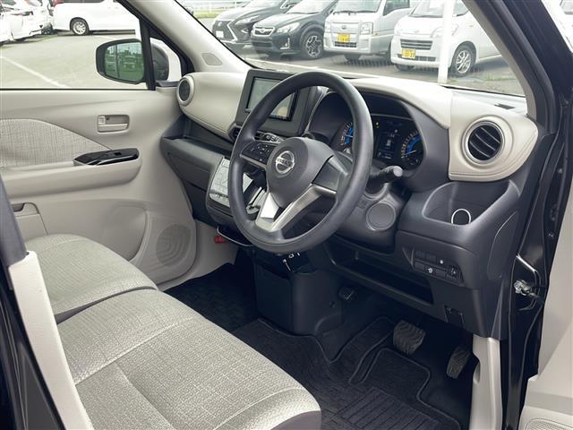 デイズ Ｘ　社外ＳＤナビ　フルセグ　ＤＶＤ　Ｂｌｕｅｔｏｏｔｈ　プロパイロット　バックカメラ　ＥＴＣ　シートヒーター　前後コーナーセンサー　衝突軽減ブレーキ　スマートキー　プッシュスタート　純正１４インチＡＷ（5枚目）