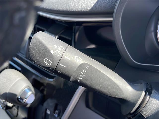 ムーヴ カスタム　Ｘリミテッド　ＳＡＩＩＩ　社外８インチメモリナビ　フルセグ　ＤＶＤ　Ｂｌｕｅｔｏｏｔｈ　前方ドラレコ　バックカメラ　Ｄ席シートヒーター　リアコーナーセンサー　衝突回避支援ブレーキ機能　スマートキー　プッシュスタート　純正マット（10枚目）