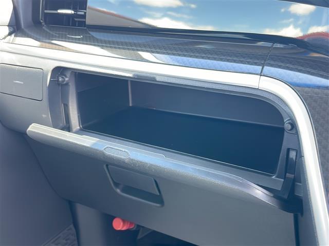 ムーヴ カスタム　Ｘリミテッド　ＳＡＩＩＩ　社外８インチメモリナビ　フルセグ　ＤＶＤ　Ｂｌｕｅｔｏｏｔｈ　前方ドラレコ　バックカメラ　Ｄ席シートヒーター　リアコーナーセンサー　衝突回避支援ブレーキ機能　スマートキー　プッシュスタート　純正マット（20枚目）