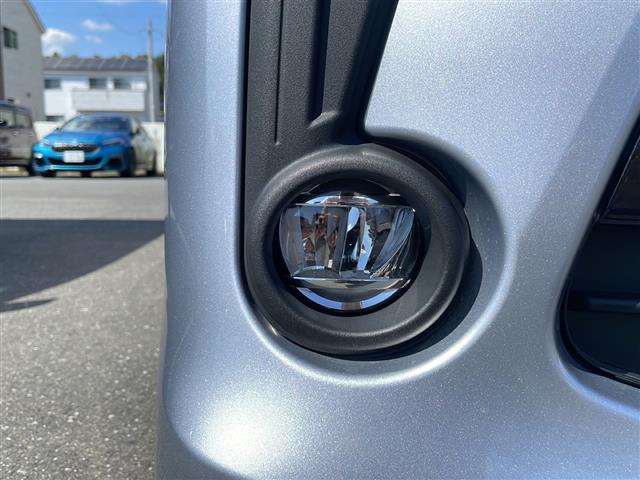 ムーヴ カスタム　Ｘリミテッド　ＳＡＩＩＩ　社外８インチメモリナビ　フルセグ　ＤＶＤ　Ｂｌｕｅｔｏｏｔｈ　前方ドラレコ　バックカメラ　Ｄ席シートヒーター　リアコーナーセンサー　衝突回避支援ブレーキ機能　スマートキー　プッシュスタート　純正マット（38枚目）