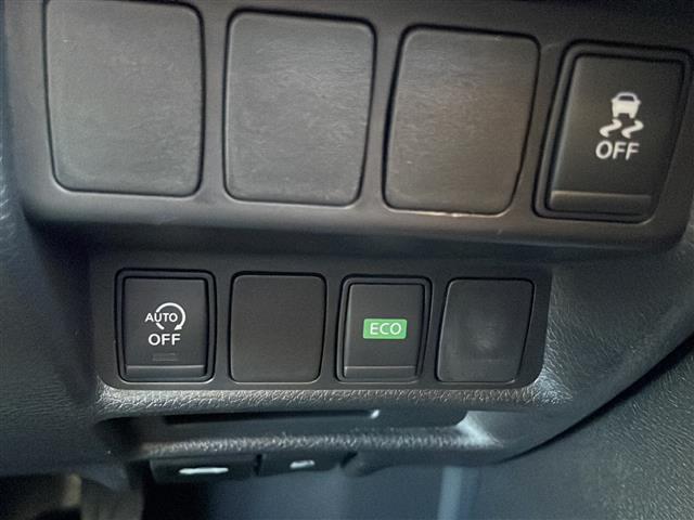 エクストレイル 20X エマージェンシーブレーキパッケージ ◆4WD◆ナビ◆ドライブレコーダー前後◆ETC◆バックカメラ◆レザーシート◆シートヒーター 前席◆社外15インチAW◆社外フロアマット◆アイドリングストップ◆コーナーセンサー 前後(9枚目)