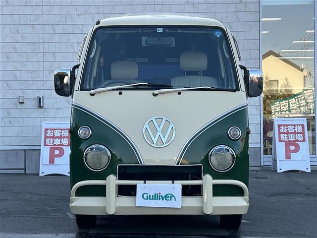 ドミンゴ アラジン ☆ワーゲンバス仕様☆ベッドキット☆ポータブルシンク☆100Vコンパクトインバーター☆社外ポータブルメモリナビ☆ワンセグTV☆社外CD/MDチューナー(2枚目)