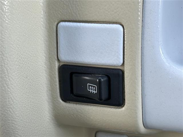 ドミンゴ アラジン ☆ワーゲンバス仕様☆ベッドキット☆ポータブルシンク☆100Vコンパクトインバーター☆社外ポータブルメモリナビ☆ワンセグTV☆社外CD/MDチューナー(28枚目)