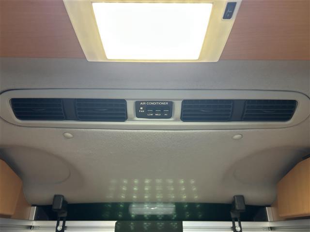 ドミンゴ アラジン ☆ワーゲンバス仕様☆ベッドキット☆ポータブルシンク☆100Vコンパクトインバーター☆社外ポータブルメモリナビ☆ワンセグTV☆社外CD/MDチューナー(31枚目)