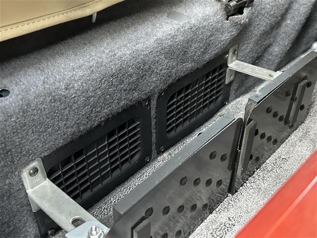 ドミンゴ アラジン ☆ワーゲンバス仕様☆ベッドキット☆ポータブルシンク☆100Vコンパクトインバーター☆社外ポータブルメモリナビ☆ワンセグTV☆社外CD/MDチューナー(35枚目)