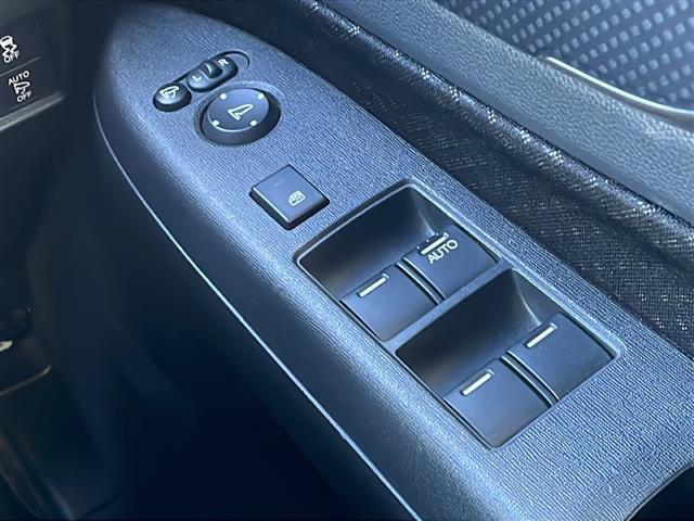 Ｎ－ＷＧＮカスタム Ｇ・Ｌパッケージ　４ＷＤ　純正ディスプレイオーディオ　ワンセグ／ＣＤ／ＵＳＢ／ラジオ　バックカメラ　アルミ付スタッドレスタイヤ積込　シティブレーキアシスト　クルーズコントロール　ステアリングスイッチ（17枚目）
