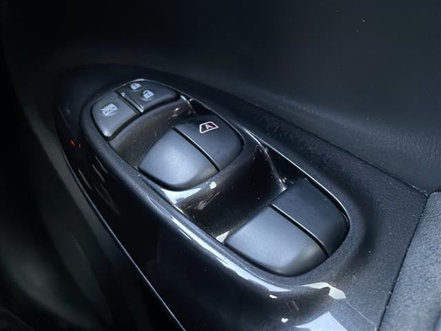 ジューク ニスモ RS 純正ナビ(FM,AM,BT,CD,DVD,SD,フルセグTV) ハーフレザー ドラレコ前後 横滑り防止 4WDセレクタースイッチ(23枚目)