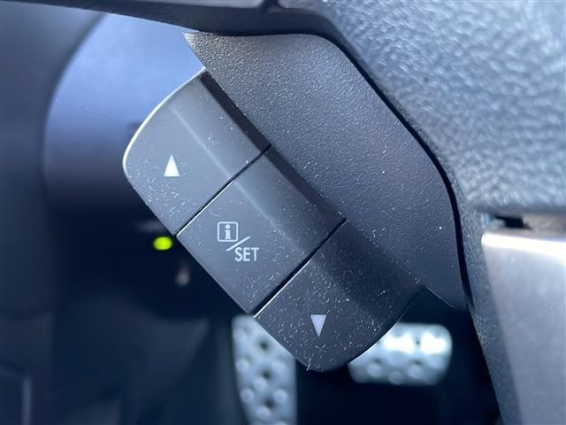 気になる車はすぐにお問い合わせください！画面右側の００６６から始まる無料ダイヤルからお問い合わせ下さい！専門スタッフがお車のご質問にお答えいたします！