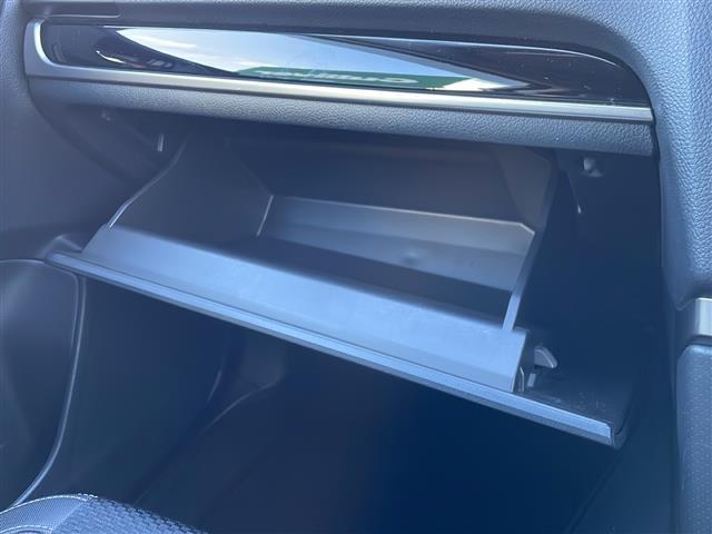 店頭在庫以外にも全国約４万台※の在庫から、ぴったりな１台をご提案します！※２０２３年１０月現在の在庫台数です。売約済の可能性があります。