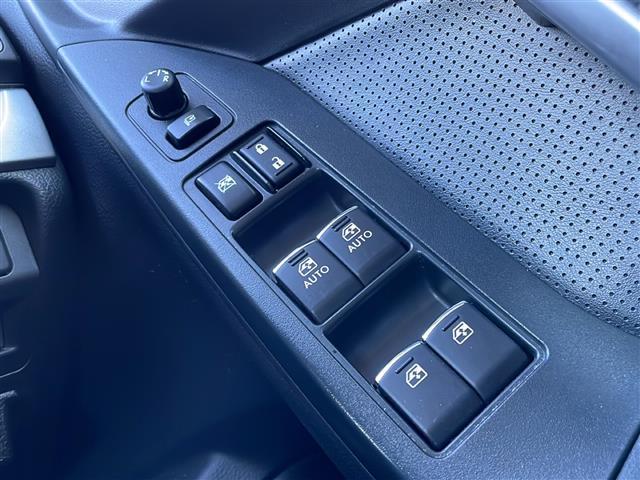 店頭販売もしておりますので、先に在庫が無くなってしまうこともございます。気になる車はまずはお問い合わせください！