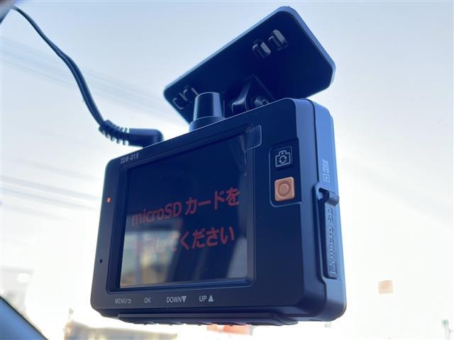 気になる車はすぐにお問い合わせください！画面右側の００６６から始まる無料ダイヤルからお問い合わせ下さい！専門スタッフがお車のご質問にお答えいたします！