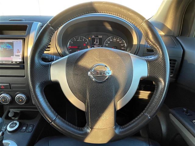 エクストレイル ２０Ｘｔ　純正ナビ　バックＣ　フルセグ　ＤＶＤ再生　Ｂｌｕｅｔｏｏｔｈ再生　カプロンシート　全席シートヒーター　ハイパールーフレール　ビルドインＥＴＣ　オートライト　ヒルディセントコントロール　１７ＡＷ（7枚目）