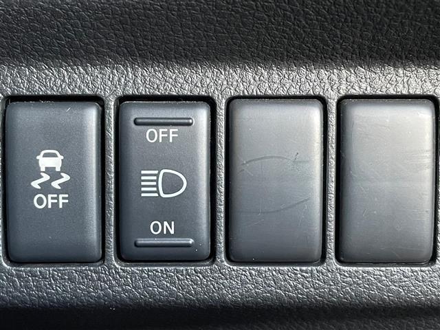 エクストレイル ２０Ｘｔ　純正ナビ　バックＣ　フルセグ　ＤＶＤ再生　Ｂｌｕｅｔｏｏｔｈ再生　カプロンシート　全席シートヒーター　ハイパールーフレール　ビルドインＥＴＣ　オートライト　ヒルディセントコントロール　１７ＡＷ（16枚目）