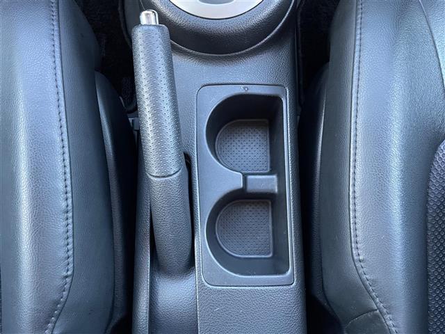 エクストレイル ２０Ｘｔ　純正ナビ　バックＣ　フルセグ　ＤＶＤ再生　Ｂｌｕｅｔｏｏｔｈ再生　カプロンシート　全席シートヒーター　ハイパールーフレール　ビルドインＥＴＣ　オートライト　ヒルディセントコントロール　１７ＡＷ（21枚目）