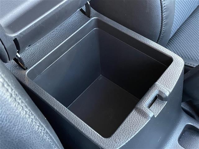 エクストレイル ２０Ｘｔ　純正ナビ　バックＣ　フルセグ　ＤＶＤ再生　Ｂｌｕｅｔｏｏｔｈ再生　カプロンシート　全席シートヒーター　ハイパールーフレール　ビルドインＥＴＣ　オートライト　ヒルディセントコントロール　１７ＡＷ（22枚目）