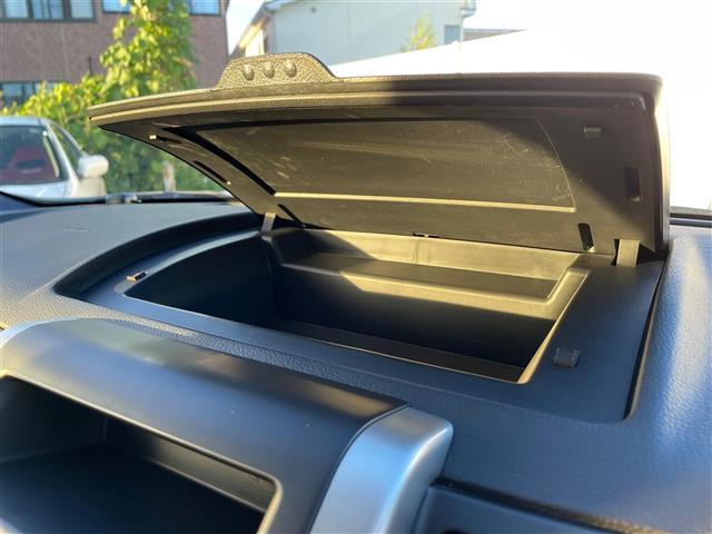 エクストレイル ２０Ｘｔ　純正ナビ　バックＣ　フルセグ　ＤＶＤ再生　Ｂｌｕｅｔｏｏｔｈ再生　カプロンシート　全席シートヒーター　ハイパールーフレール　ビルドインＥＴＣ　オートライト　ヒルディセントコントロール　１７ＡＷ（24枚目）