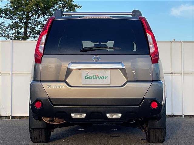 エクストレイル ２０Ｘｔ　純正ナビ　バックＣ　フルセグ　ＤＶＤ再生　Ｂｌｕｅｔｏｏｔｈ再生　カプロンシート　全席シートヒーター　ハイパールーフレール　ビルドインＥＴＣ　オートライト　ヒルディセントコントロール　１７ＡＷ（39枚目）