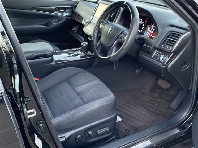 クラウン アスリートＳ　純正ＨＤＤナビ　バックカメラ　フルセグ　社外１９インチサマーアルミ（ＷＯＲＫ）　純正１８インチスタッドレスアルミ積込　車高調　クルーズコントロール　ＥＴＣ（8枚目）