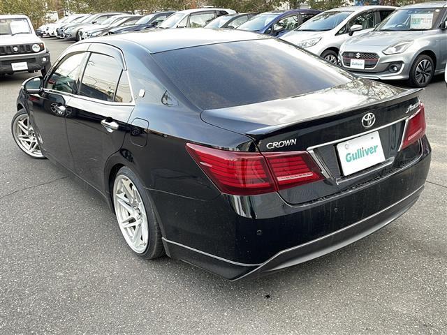 クラウン アスリートＳ　純正ＨＤＤナビ　バックカメラ　フルセグ　社外１９インチサマーアルミ（ＷＯＲＫ）　純正１８インチスタッドレスアルミ積込　車高調　クルーズコントロール　ＥＴＣ（12枚目）