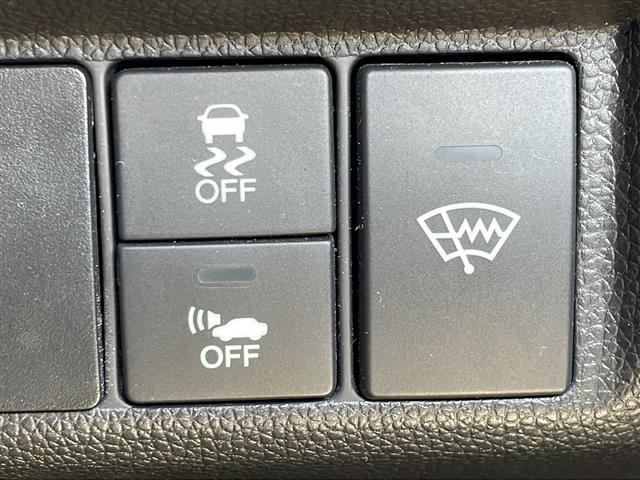 フィットハイブリッド Ｆパッケージ　４ＷＤ　純正オーディオ　ＣＤ／ラジオ／ＵＳＢ／ＡＵＸ　ワイパーデアイザー　ＬＥＤヘッドライト　ミラーヒーター　ＥＴＣ　フロアマット　ドアバイザー（18枚目）