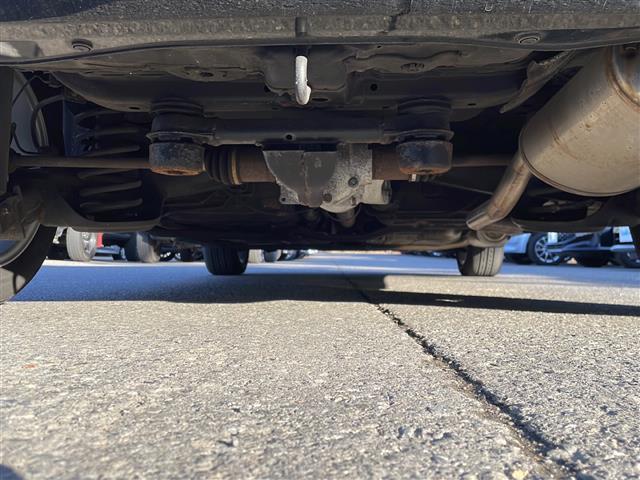 フィットハイブリッド Ｆパッケージ　４ＷＤ　純正オーディオ　ＣＤ／ラジオ／ＵＳＢ／ＡＵＸ　ワイパーデアイザー　ＬＥＤヘッドライト　ミラーヒーター　ＥＴＣ　フロアマット　ドアバイザー（43枚目）