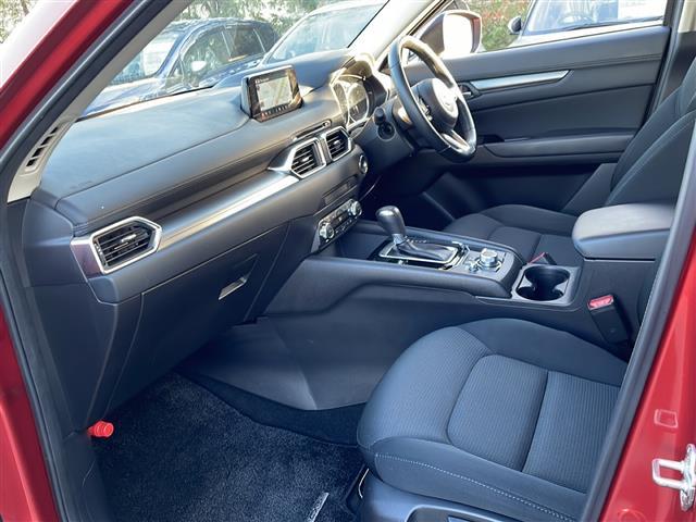 ＣＸ－５ ＸＤ　プロアクティブ　４ＷＤ　純正ＳＤナビ　フルセグ／ＣＤ／ＤＶＤ／ＢＴ／ラジオ　全方位モニター　ドライブレコーダー　衝突軽減ブレーキ　レーダークルーズコントロール　レーンキープアシスト　パーキングソナー（26枚目）