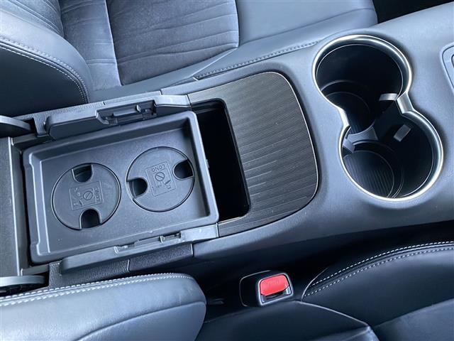 ハリアー Z 純正JBLナビ(AM、FM,BT,フルセグTV) JBLスピーカー ETC レザーシート クルーズコントロール追従有 オートライト オートハイビーム パワーリアゲート コーナーセンサー レーンアシスト(17枚目)