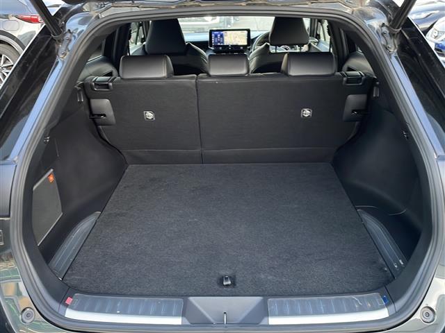 ハリアー Z 純正JBLナビ(AM、FM,BT,フルセグTV) JBLスピーカー ETC レザーシート クルーズコントロール追従有 オートライト オートハイビーム パワーリアゲート コーナーセンサー レーンアシスト(30枚目)