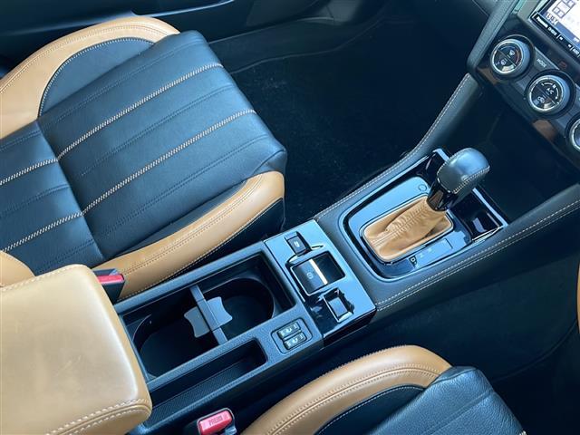 WRX S4 スポルヴィータ 純正ナビ(FM,AM,フルセグ BT,CD,DVD,SD) サンルーフ ETC クルーズコントロール追従有 メモリーシートD席 レザーシート シートヒーター前席 パワーリアゲート パドルシフト(16枚目)