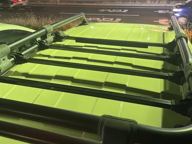 ＦＪクルーザー ファイナルエディション　ＴＲＤフロントスキッドプレート　ＴＲＤマフラー　ＧＩＧＥＡＲリアラダー　ルーフキャリア　社外ＬＥＤヘッドライト　社外バイカラーＬＥＤフォグランプ　社外ステアリング　社外ＳＤナビ（4枚目）