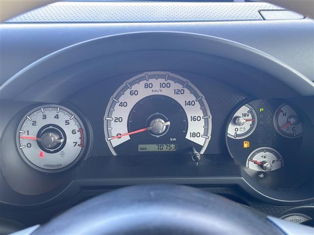 ＦＪクルーザー ファイナルエディション　ＴＲＤフロントスキッドプレート　ＴＲＤマフラー　ＧＩＧＥＡＲリアラダー　ルーフキャリア　社外ＬＥＤヘッドライト　社外バイカラーＬＥＤフォグランプ　社外ステアリング　社外ＳＤナビ（9枚目）