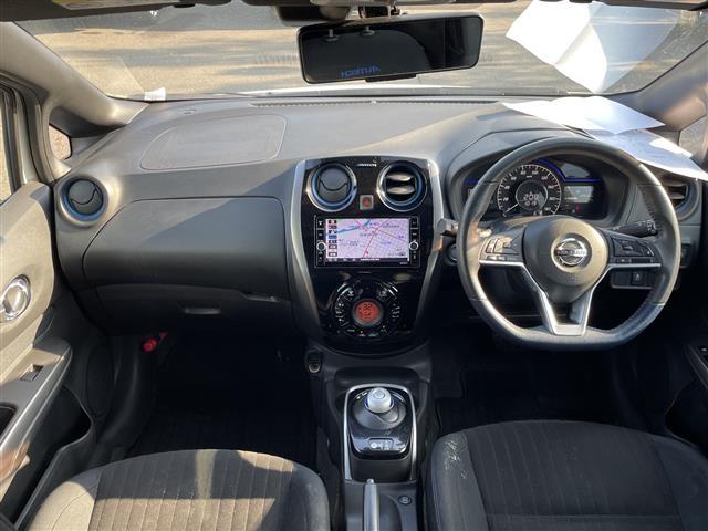 ノート e-パワーオーテック FOUR 4WD ワンオーナー 純正SDナビ フルセグ/CD/DVD/BT/ラジオ アラウンドビューカメラ インテリジェントルームミラー クルーズコントロール 衝突軽減ブレーキ レーンキープアシスト(2枚目)