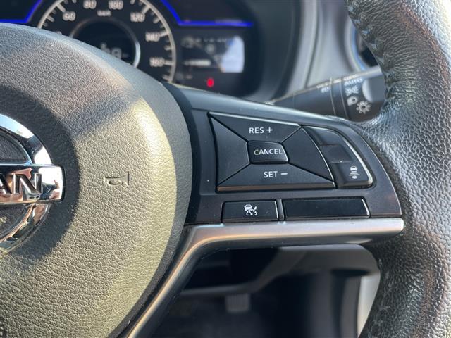 ノート e-パワーオーテック FOUR 4WD ワンオーナー 純正SDナビ フルセグ/CD/DVD/BT/ラジオ アラウンドビューカメラ インテリジェントルームミラー クルーズコントロール 衝突軽減ブレーキ レーンキープアシスト(13枚目)