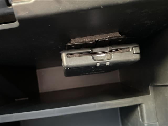 ノート e-パワーオーテック FOUR 4WD ワンオーナー 純正SDナビ フルセグ/CD/DVD/BT/ラジオ アラウンドビューカメラ インテリジェントルームミラー クルーズコントロール 衝突軽減ブレーキ レーンキープアシスト(18枚目)