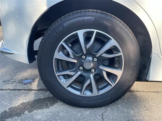 ノート e-パワーオーテック FOUR 4WD ワンオーナー 純正SDナビ フルセグ/CD/DVD/BT/ラジオ アラウンドビューカメラ インテリジェントルームミラー クルーズコントロール 衝突軽減ブレーキ レーンキープアシスト(41枚目)