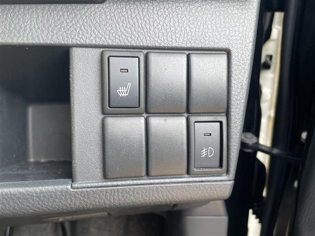 ワゴンＲスティングレー Ｘ　４ＷＤ　社外ナビ　フルセグ／ＣＤ／ＤＶＤ／ラジオ　プッシュスタート　シートヒーター　ＨＩＤヘッドライト　フォグランプ　ＥＴＣ　アームレスト　フロアマット　ドアバイザー（10枚目）