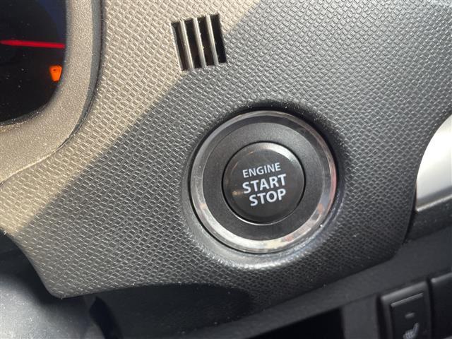 ワゴンＲスティングレー Ｘ　４ＷＤ　社外ナビ　フルセグ／ＣＤ／ＤＶＤ／ラジオ　プッシュスタート　シートヒーター　ＨＩＤヘッドライト　フォグランプ　ＥＴＣ　アームレスト　フロアマット　ドアバイザー（11枚目）