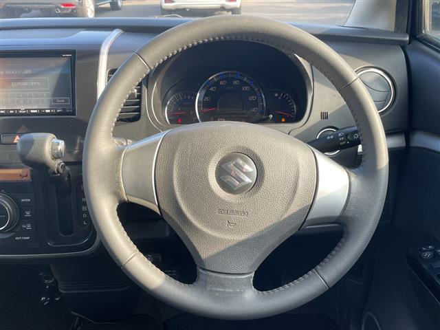 ワゴンＲスティングレー Ｘ　４ＷＤ　社外ナビ　フルセグ／ＣＤ／ＤＶＤ／ラジオ　プッシュスタート　シートヒーター　ＨＩＤヘッドライト　フォグランプ　ＥＴＣ　アームレスト　フロアマット　ドアバイザー（14枚目）