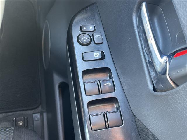 ワゴンＲスティングレー Ｘ　４ＷＤ　社外ナビ　フルセグ／ＣＤ／ＤＶＤ／ラジオ　プッシュスタート　シートヒーター　ＨＩＤヘッドライト　フォグランプ　ＥＴＣ　アームレスト　フロアマット　ドアバイザー（18枚目）