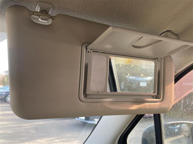 ワゴンＲスティングレー Ｘ　４ＷＤ　社外ナビ　フルセグ／ＣＤ／ＤＶＤ／ラジオ　プッシュスタート　シートヒーター　ＨＩＤヘッドライト　フォグランプ　ＥＴＣ　アームレスト　フロアマット　ドアバイザー（20枚目）