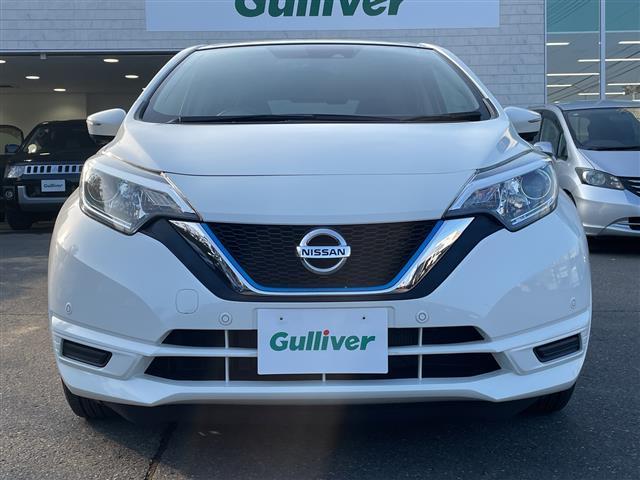 ノート e-パワー B FOUR 4WD 社外ナビ ワンセグ/CD/DVD/BT/ラジオ アラウンドビューカメラ デジタルインナーミラー エマージェンシーブレーキ レーンキープアシスト プッシュスタート スマートキー(30枚目)