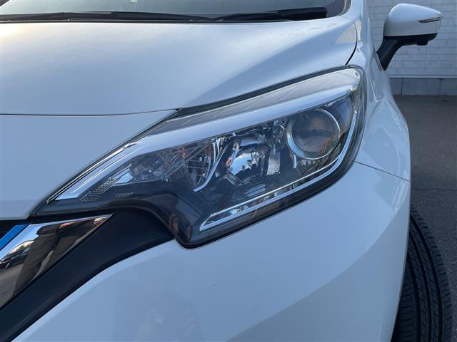 ノート e-パワー B FOUR 4WD 社外ナビ ワンセグ/CD/DVD/BT/ラジオ アラウンドビューカメラ デジタルインナーミラー エマージェンシーブレーキ レーンキープアシスト プッシュスタート スマートキー(38枚目)