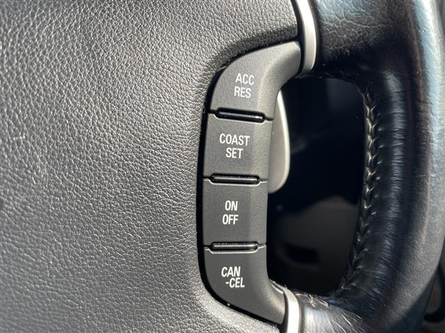 デリカD:5 D パワーパッケージ 4WD 社外ナビ フルセグ/CD/DVD/ラジオ/iPod バックカメラ クルーズコントロール 両側パワースライドドア フロントシートヒーター パドルシフト ETC フロアマット(12枚目)