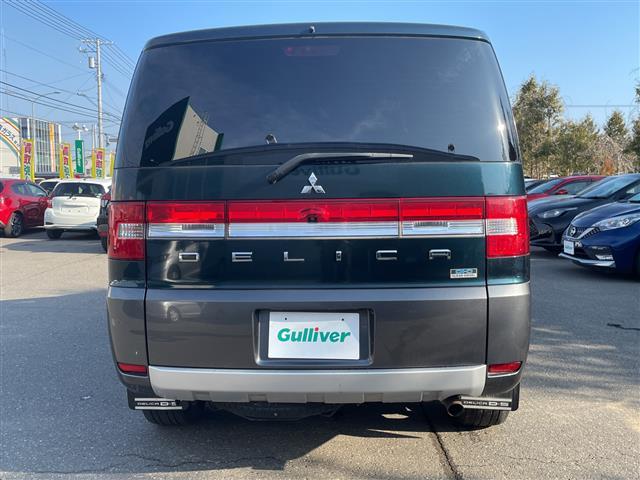 デリカD:5 D パワーパッケージ 4WD 社外ナビ フルセグ/CD/DVD/ラジオ/iPod バックカメラ クルーズコントロール 両側パワースライドドア フロントシートヒーター パドルシフト ETC フロアマット(30枚目)