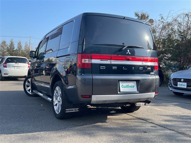 デリカD:5 D パワーパッケージ 4WD 社外ナビ フルセグ/CD/DVD/ラジオ/iPod バックカメラ クルーズコントロール 両側パワースライドドア フロントシートヒーター パドルシフト ETC フロアマット(35枚目)